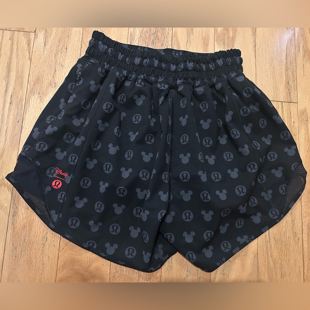 Lululemon x Disney hotty hot shorts